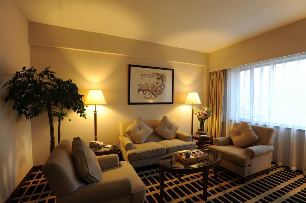Kunming Jinjiang Hotel Buitenkant foto